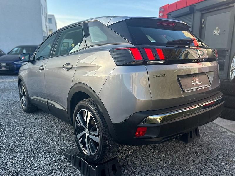 Gebraucht Peugeot 3008 131 PS (96 kW) 2020 Grau SUV