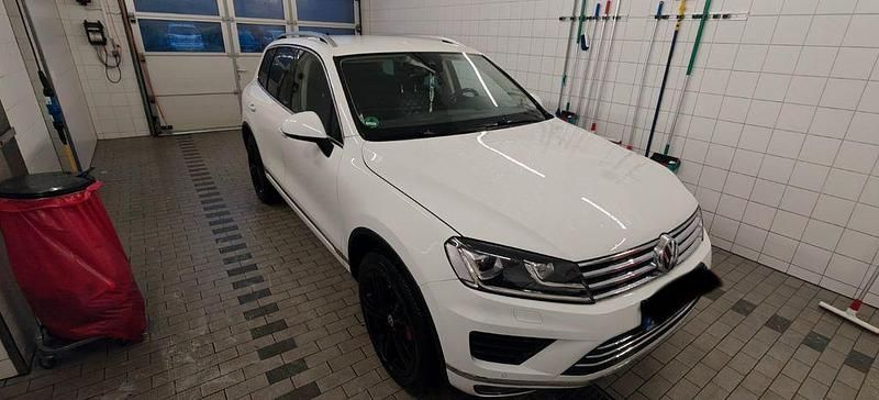 Gebraucht VW Touareg Exclusive 262 PS (192 kW) 2018 Weiß SUV