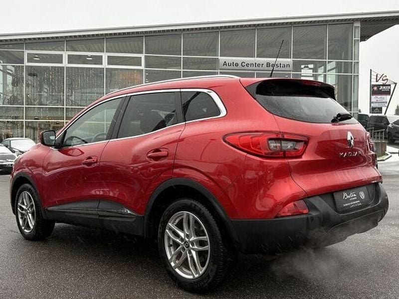 Gebraucht Renault Kadjar Collection 131 PS (96 kW) 2018 Rot metallic SUV