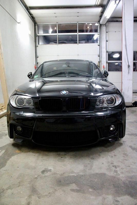 Schwarz Gebraucht 2008 BMW 135 Coupé M Sport Coupé | 28.900 € - Bild 1/4
