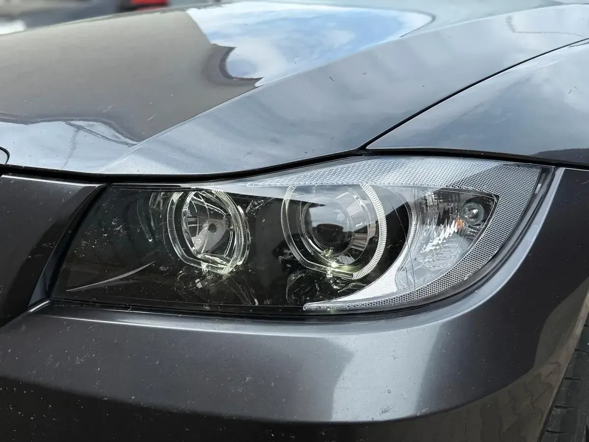 Gebraucht BMW 320 177 PS (130 kW) 2008 Grau Kombi