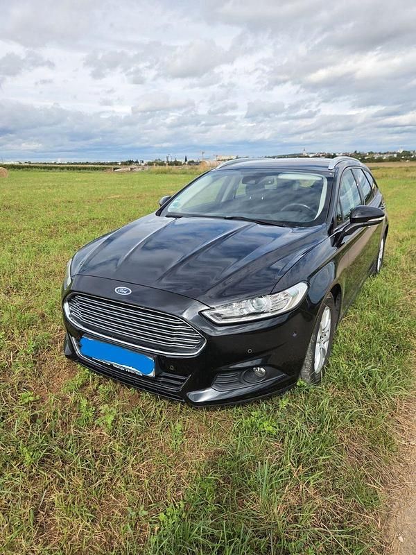 Schwarz Gebraucht 2015 Ford Mondeo Kombi | 10.400 € (Fairer Preis) - Bild 1/4