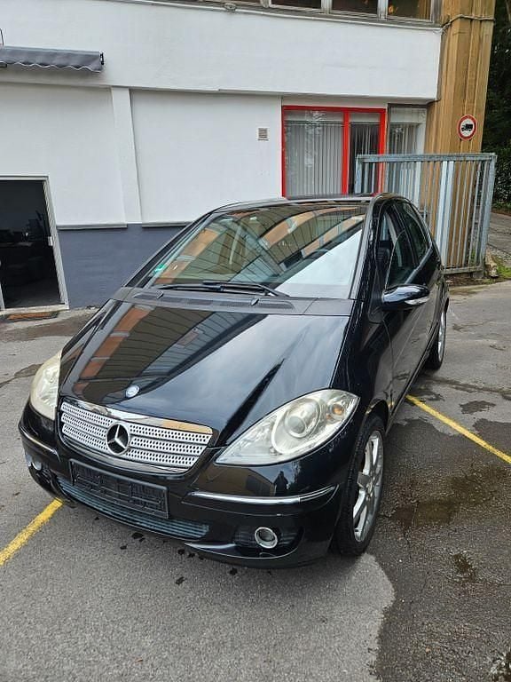Schwarz Gebraucht 2005 Mercedes A170 Avantgarde Limousine | 1.900 € (Guter Preis) - Bild 1/4