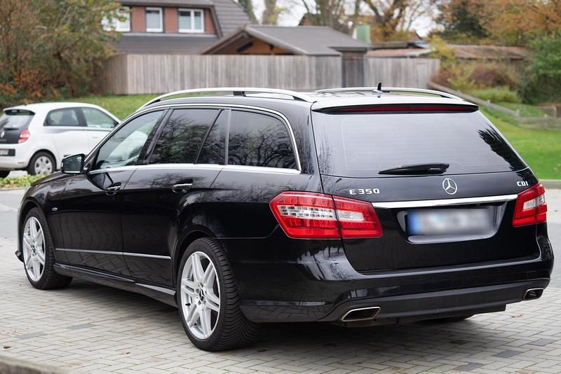 Gebraucht Mercedes E350 231 PS (169 kW) 2009 Schwarz Kombi