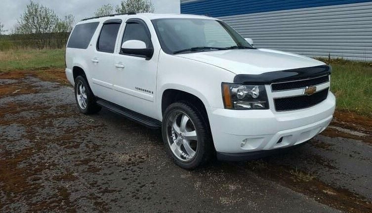 Gebraucht 2007 Chevrolet Suburban SUV | 5.490 € - Bild 1/4