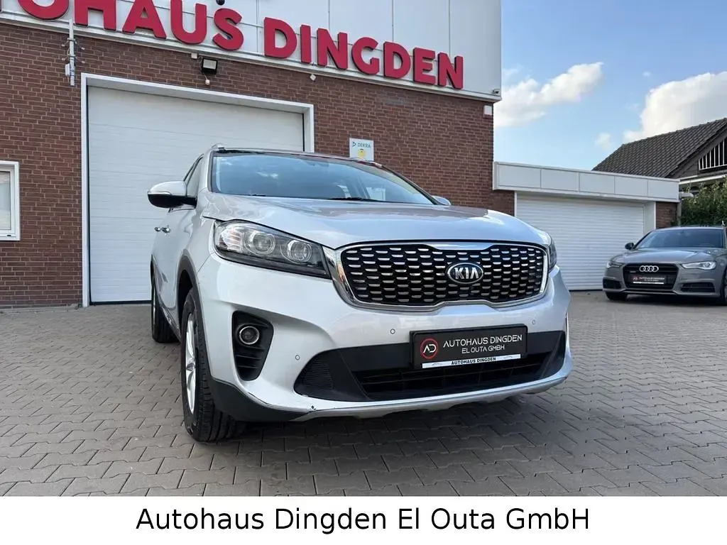 Gebraucht Kia Sorento Vision 200 PS (147 kW) 2019 Silber SUV