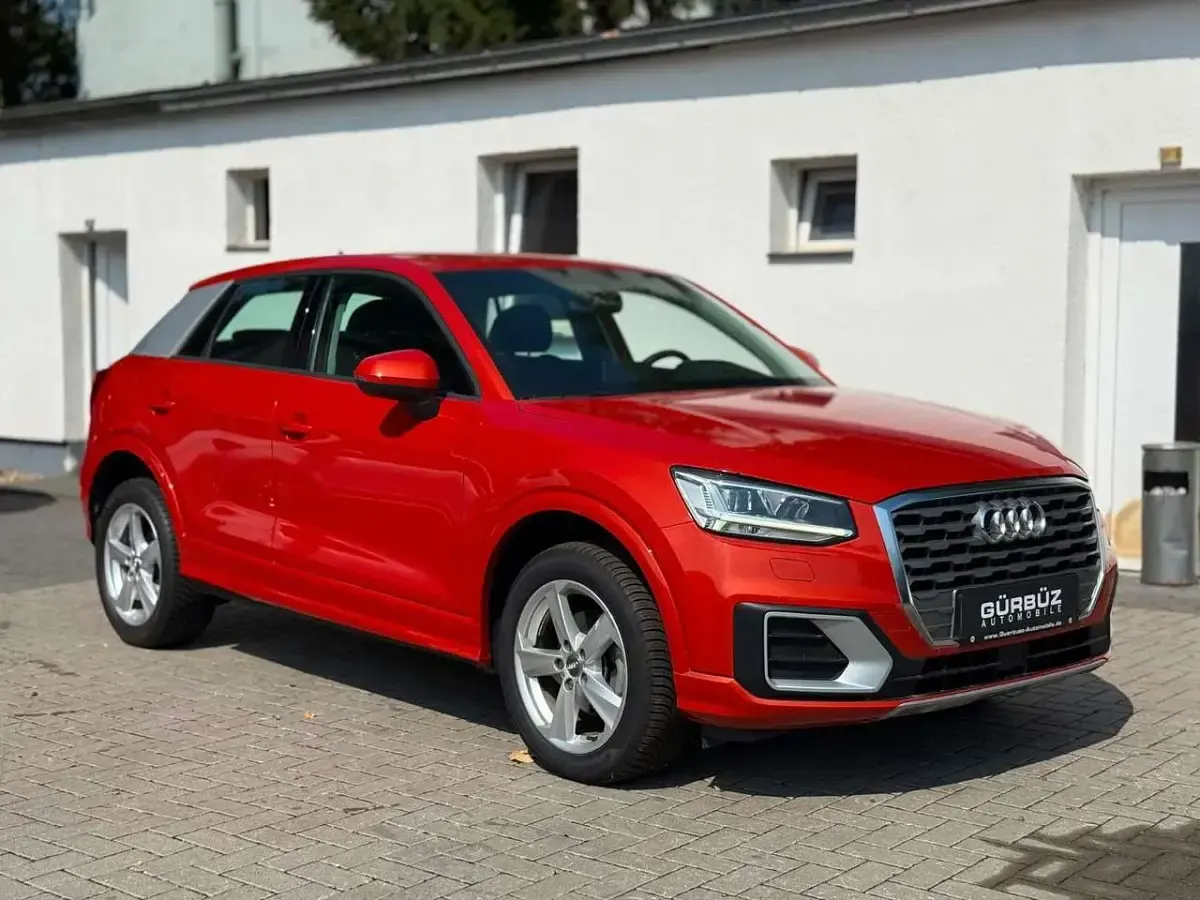 Gebraucht Audi Q2 Sport 150 PS (110 kW) 2019 Orange SUV