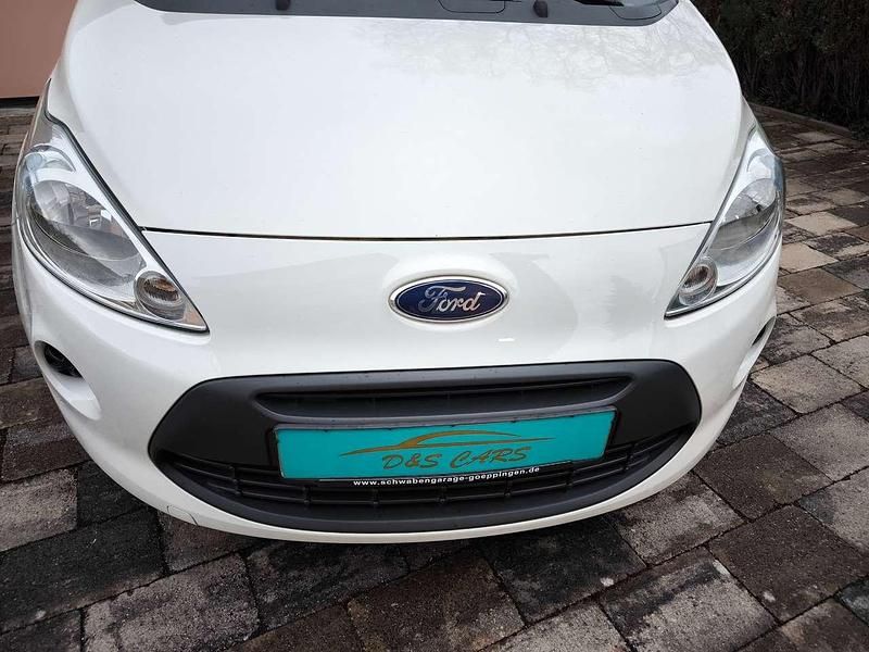 Gebraucht Ford Ka 69 PS (50 kW) 2014 Weiß Kleinwagen