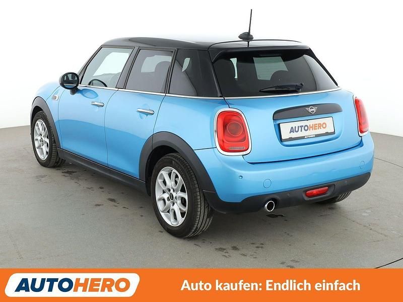 Gebraucht Mini Cooper D 116 PS (85 kW) 2018 Blau Kleinwagen