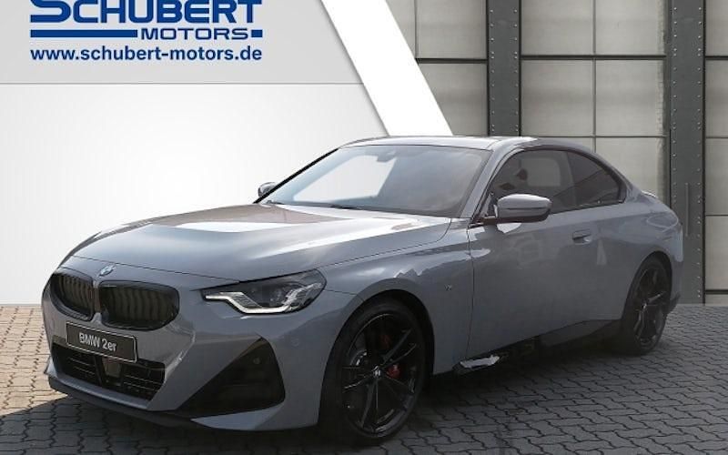 Grau Gebraucht 2025 BMW 220 Comfort Edition Coupé | 52.490 € - Bild 1/4
