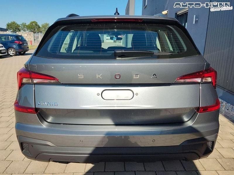 Neu Skoda Kamiq Selection 116 PS (85 kW) 2026 Graphitgrau metallic SUV