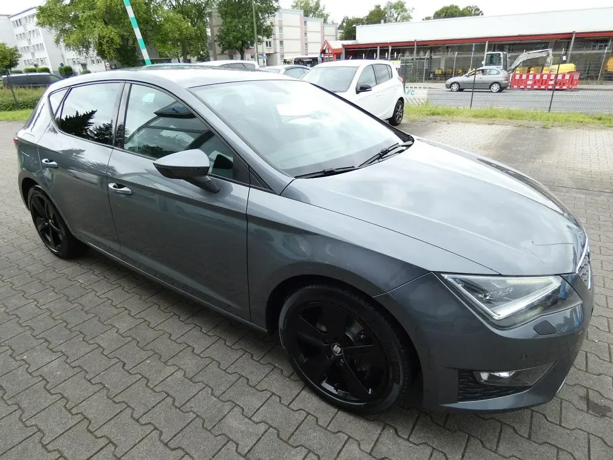 Gebraucht Seat Leon FR 125 PS (91 kW) 2016 Grau Limousine
