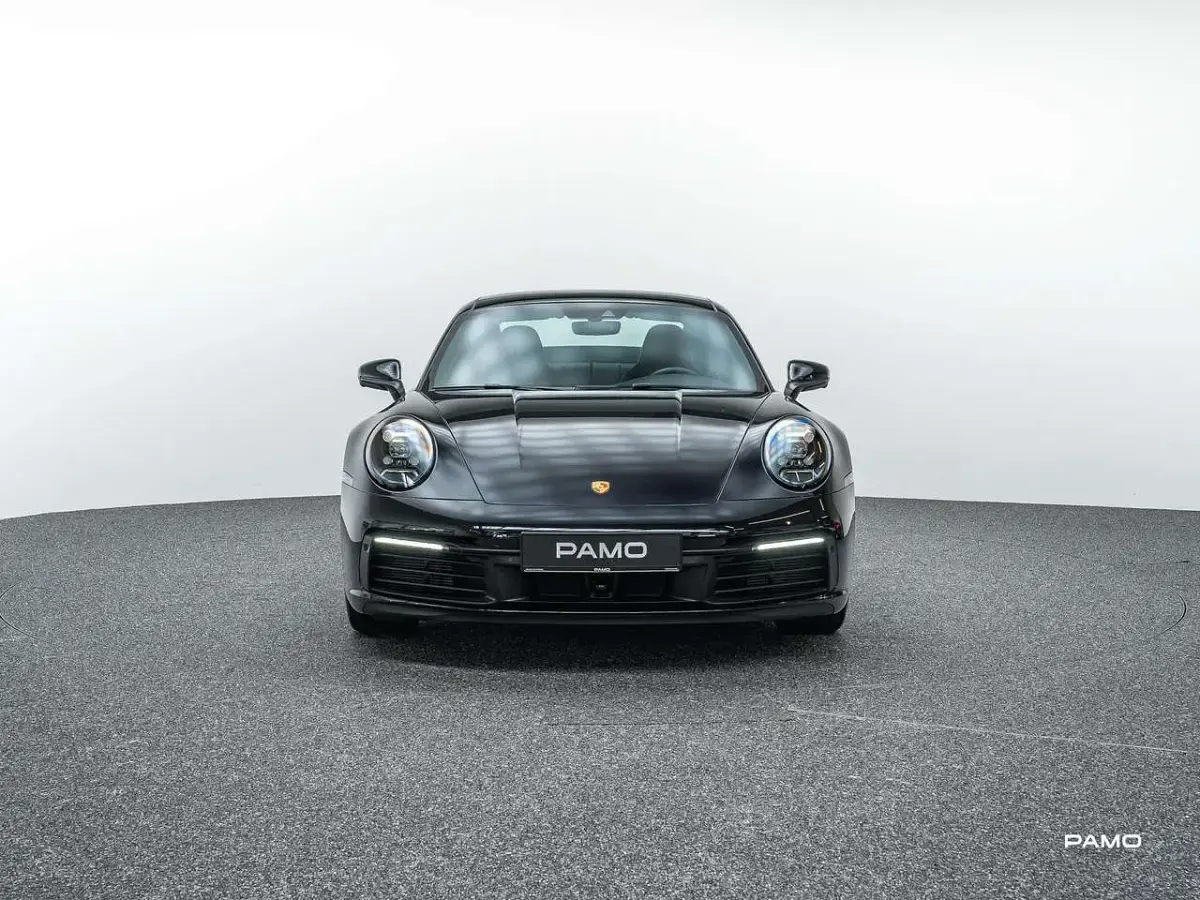 Gebraucht Porsche 992 385 PS (283 kW) 2023 Tiefschwarzmetallic Coupé