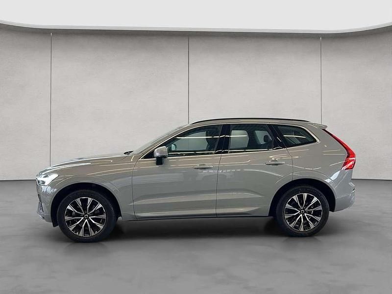 Gebraucht Volvo XC60 Core 250 PS (183 kW) 2024 Vapour grey 740 SUV