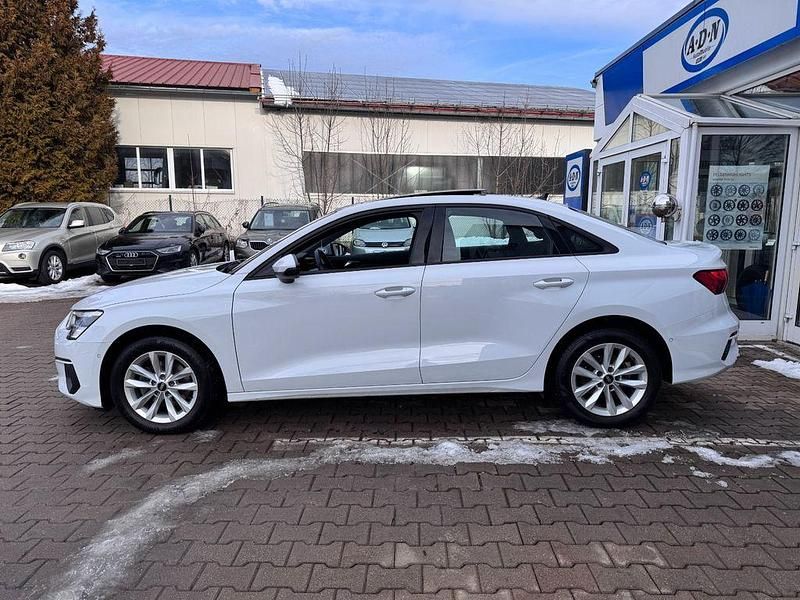 Gebraucht Audi A3 Sport 116 PS (85 kW) 2022 Weiß Limousine