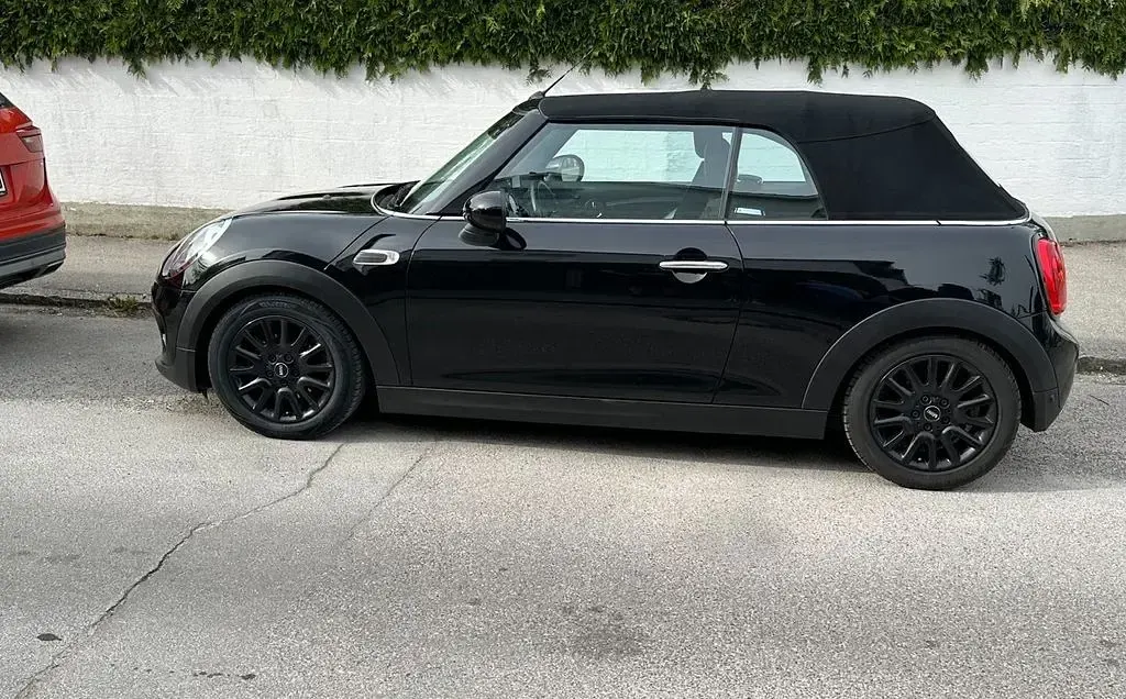 Gebraucht Mini One Cabriolet 102 PS (75 kW) 2016 Schwarz Cabrio