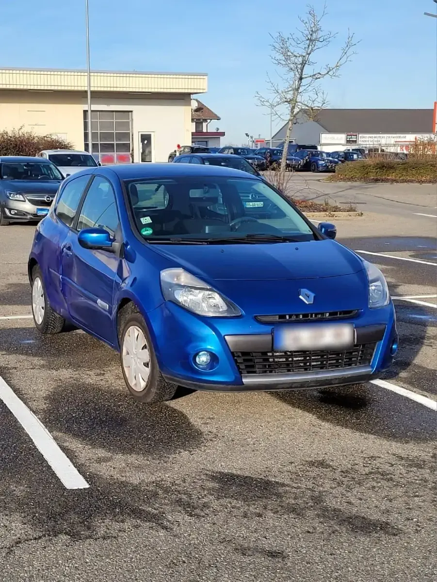 Gebraucht Renault Clio 75 PS (55 kW) 2010 Blau Kleinwagen