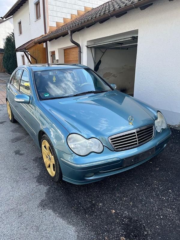 Gebraucht Mercedes 230 170 PS (125 kW) 2003 Grün Limousine