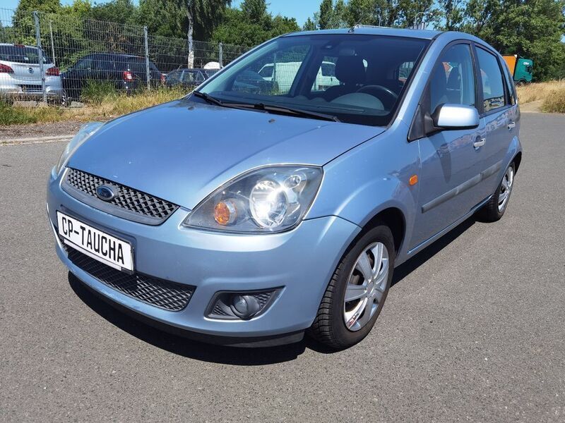 Grau Gebraucht 2006 Ford Fiesta Trend Kleinwagen | 2.490 € (Fairer Preis) - Bild 1/4
