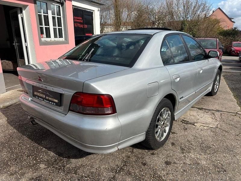 Gebraucht Mitsubishi Galant 160 PS (117 kW) 2002 Silber Limousine