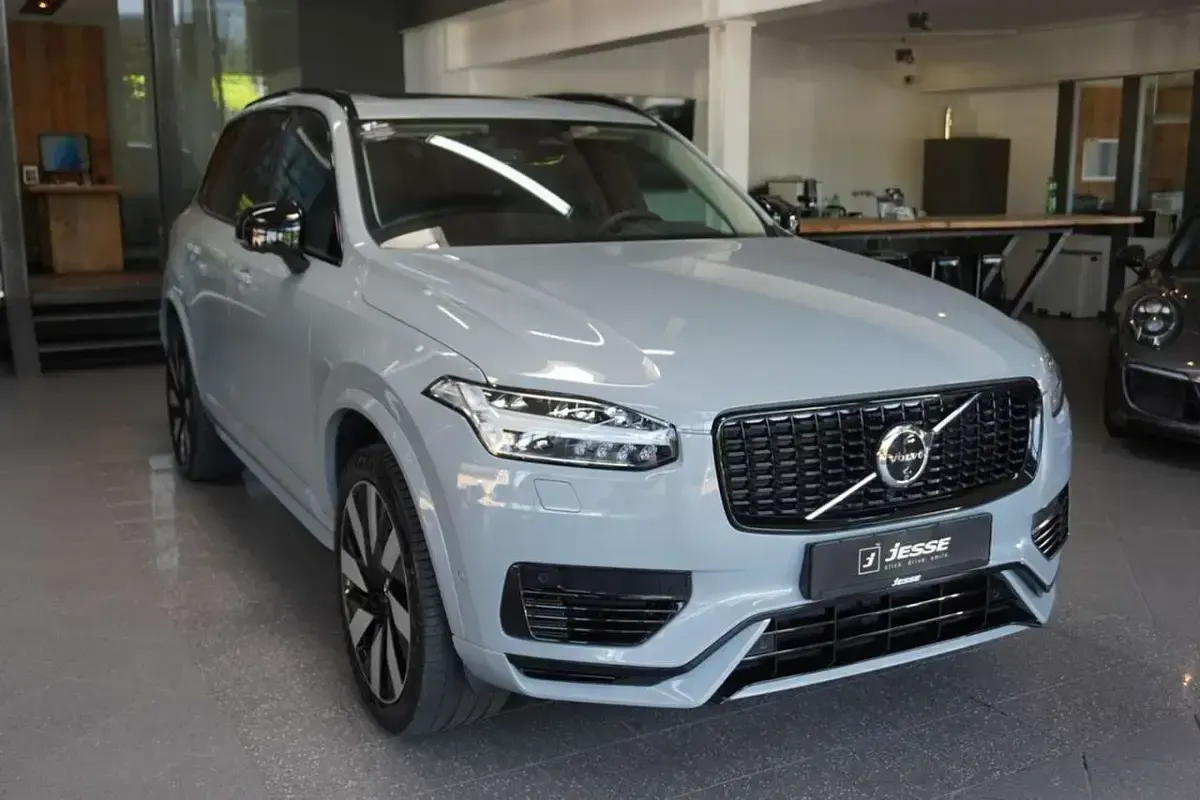 Gebraucht Volvo XC90 Plus 455 PS (334 kW) 2024 Vapour grey / metallic SUV
