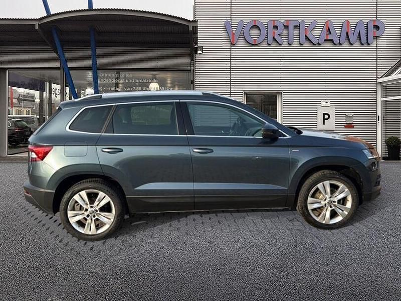 Gebraucht Skoda Karoq Clever 150 PS (110 kW) 2021 Quarzgrau SUV