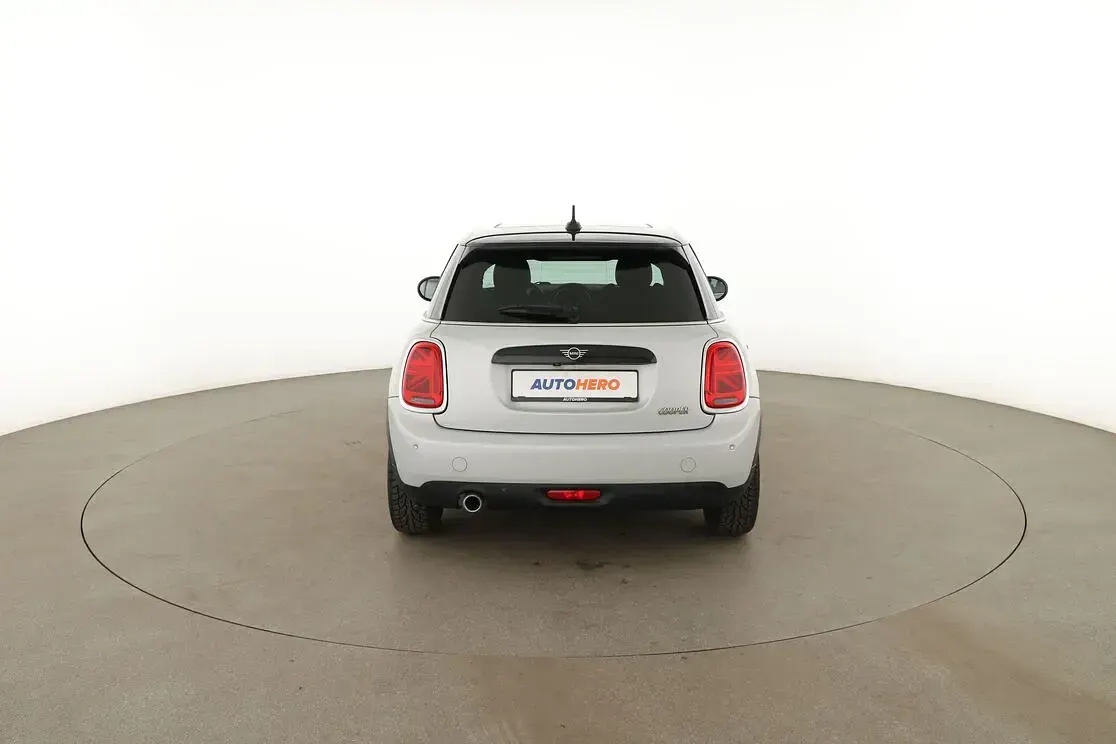 Gebraucht Mini Cooper 136 PS (100 kW) 2018 Silber Kleinwagen