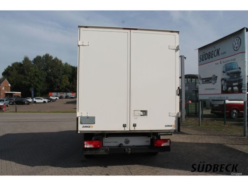 Gebraucht VW Crafter 136 PS (100 kW) 2016 Candy weiss Van