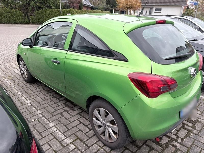 Second-hand Opel Corsa 95 CP (69 kW) 2017 Verde Hatchback