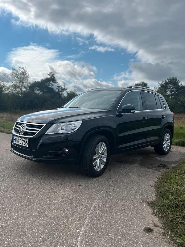 Schwarz Gebraucht 2008 VW Tiguan SUV | 6.500 € (Fairer Preis) - Bild 1/4