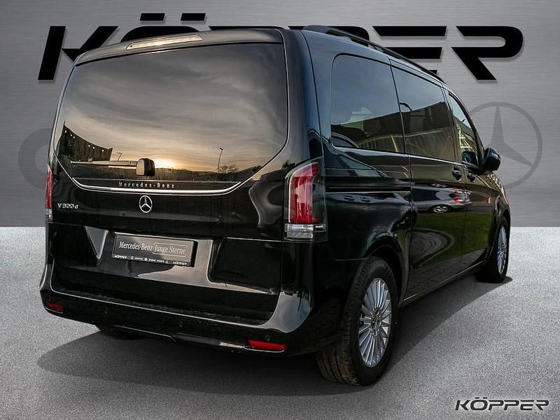 Gebraucht Mercedes V300 Style 237 PS (174 kW) 2025 Obsidianschwarz Van / Kleinbus