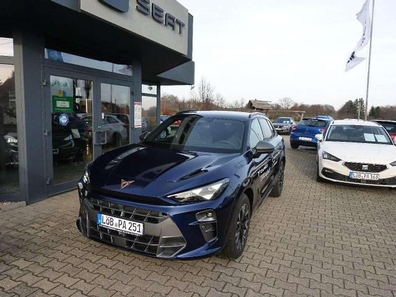 Kosmosblau Gebraucht 2025 Cupra Terramar SUV | 47.000 € - Bild 1/4