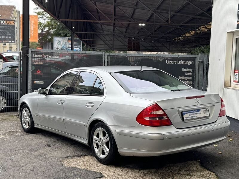 Gebraucht Mercedes E320 224 PS (164 kW) 2002 Silber Limousine