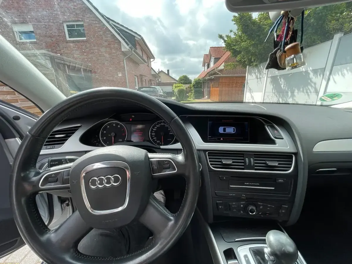 Gebraucht Audi A4 120 PS (88 kW) 2010 Silber Kombi