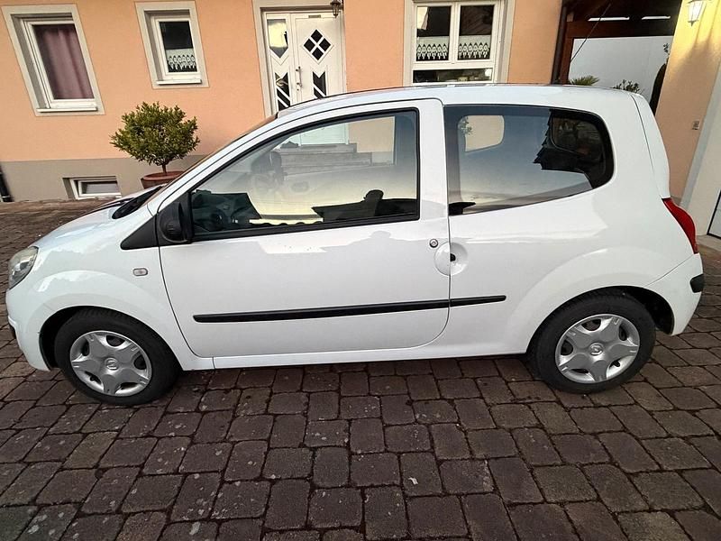 Gebraucht Renault Twingo 58 PS (42 kW) 2008 Weiß Kleinwagen