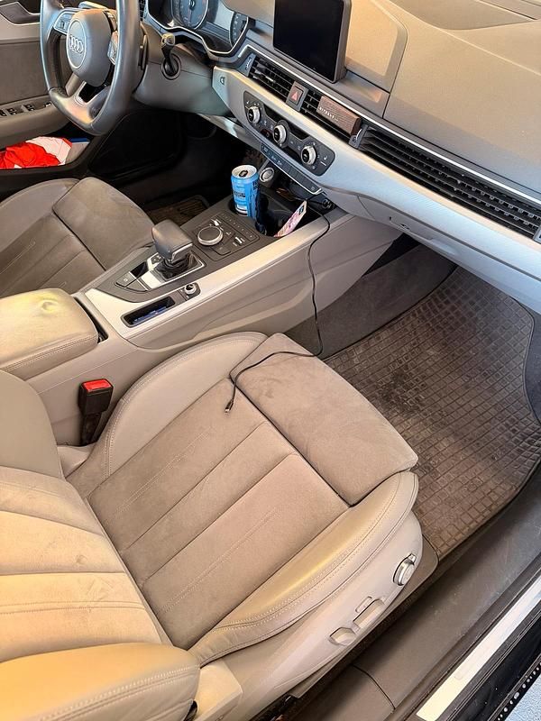 Gebraucht Audi A4 150 PS (110 kW) 2018 Schwarz Kombi