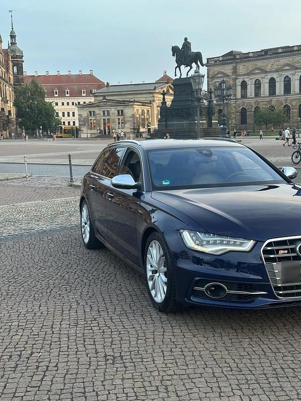 Gebraucht Audi S6 Comfort 420 PS (308 kW) 2012 Blau Kombi