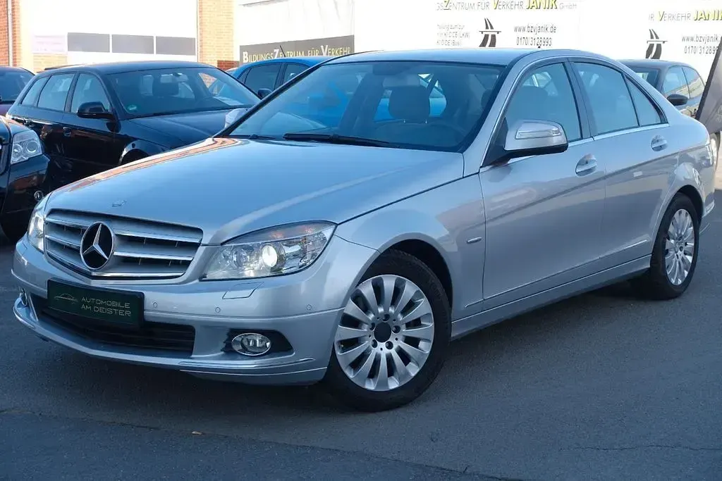Gebraucht Mercedes C180 156 PS (114 kW) 2008 Silber Limousine