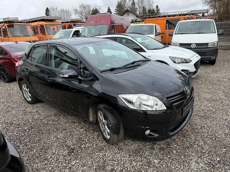 Gebraucht Toyota Auris Edition 132 PS (97 kW) 2011 Schwarz Kleinwagen