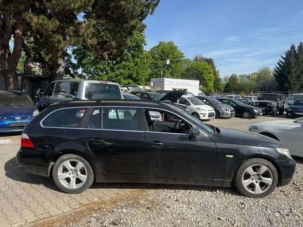 Usata BMW 525 192 CV (141 kW) 2004 Nero Station wagon