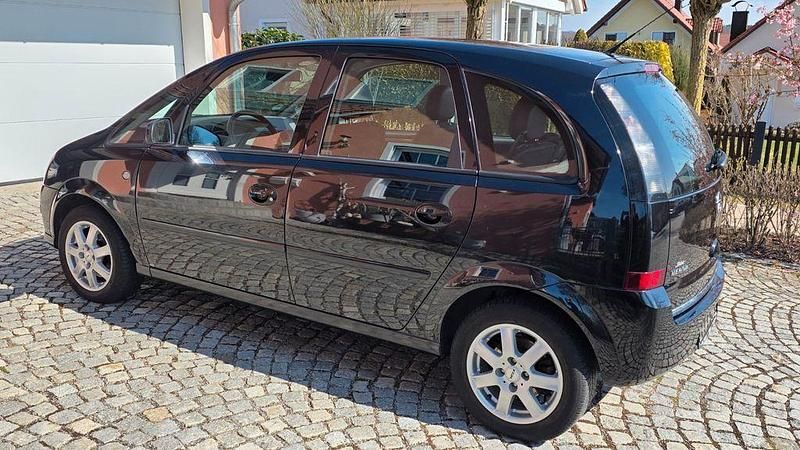 Gebraucht Opel Meriva 105 PS (77 kW) 2008 Schwarz Van / Kleinbus