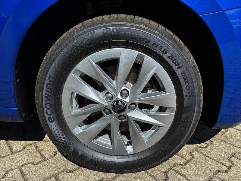 Gebraucht Skoda Fabia Selection 116 PS (85 kW) 2024 Raceblau metallic Kleinwagen