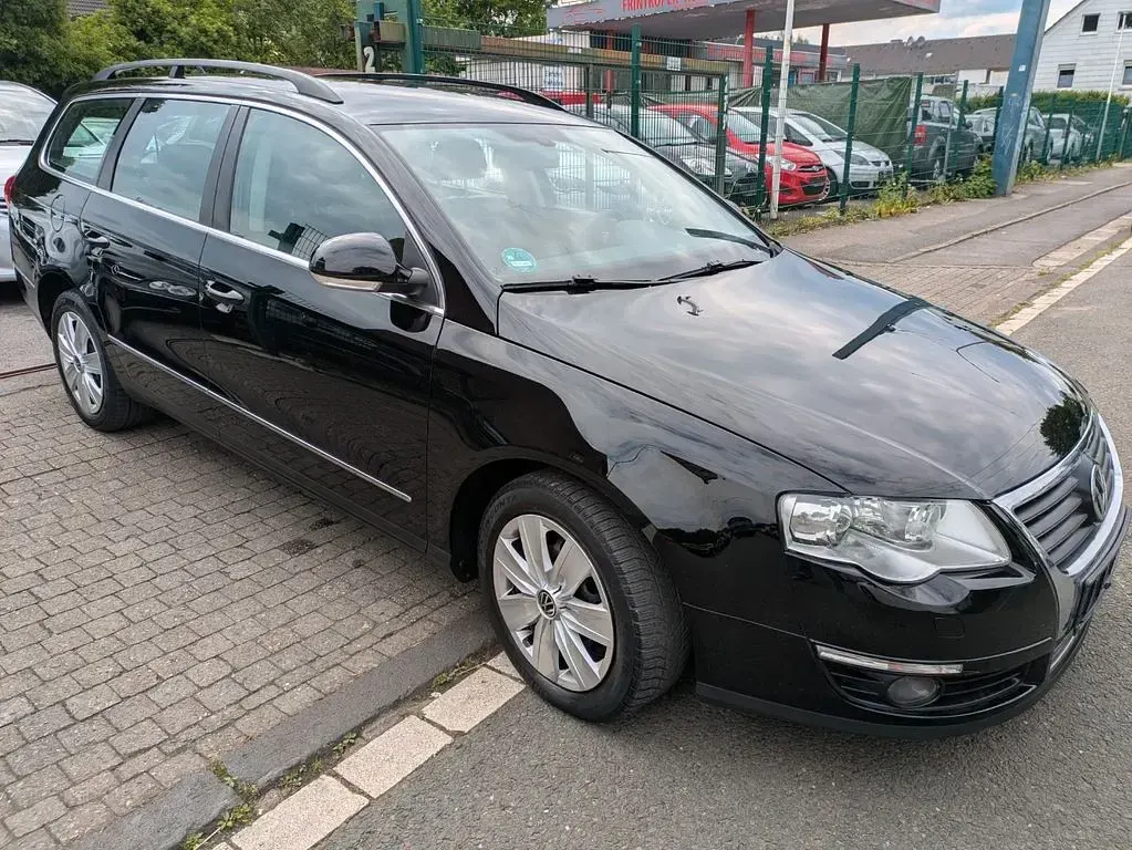 Gebraucht VW Passat Comfortline 122 PS (89 kW) 2009 Schwarz Kombi