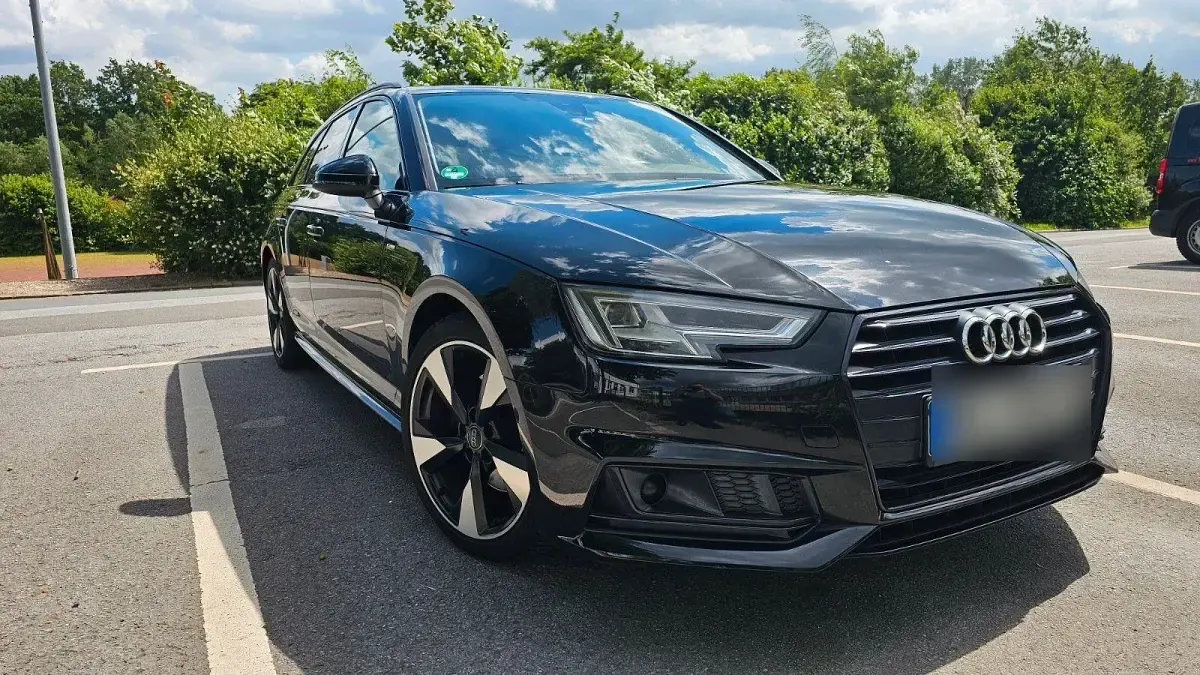 Gebraucht Audi A4 S-Line 150 PS (110 kW) 2017 Schwarz Kombi