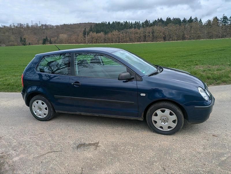 Gebraucht VW Polo 54 PS (39 kW) 2003 Blau Kleinwagen