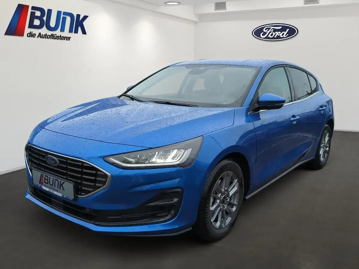 Gebraucht Ford Focus Titanium 125 PS (91 kW) 2024 Limousine