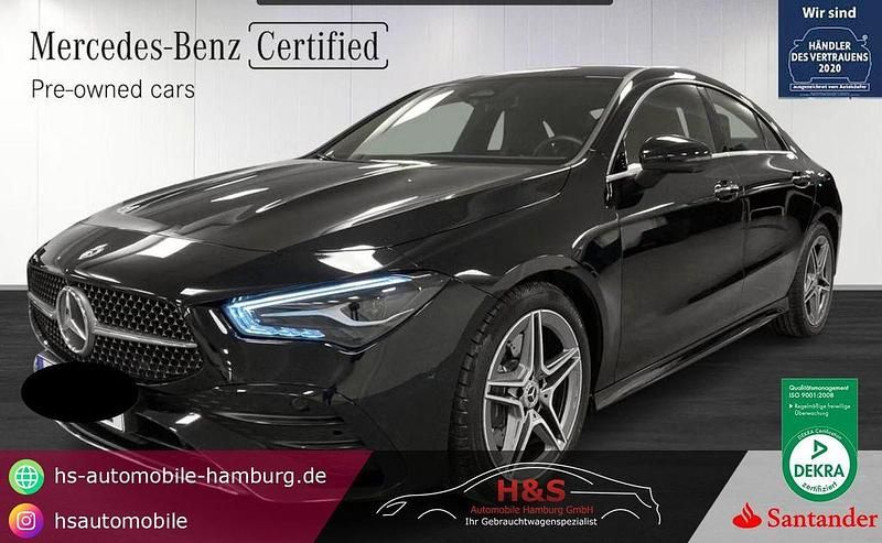 Kosmosschwarz lack Gebraucht 2025 Mercedes CLA200 AMG line Limousine | 34.900 € (Fairer Preis) - Bild 1/4
