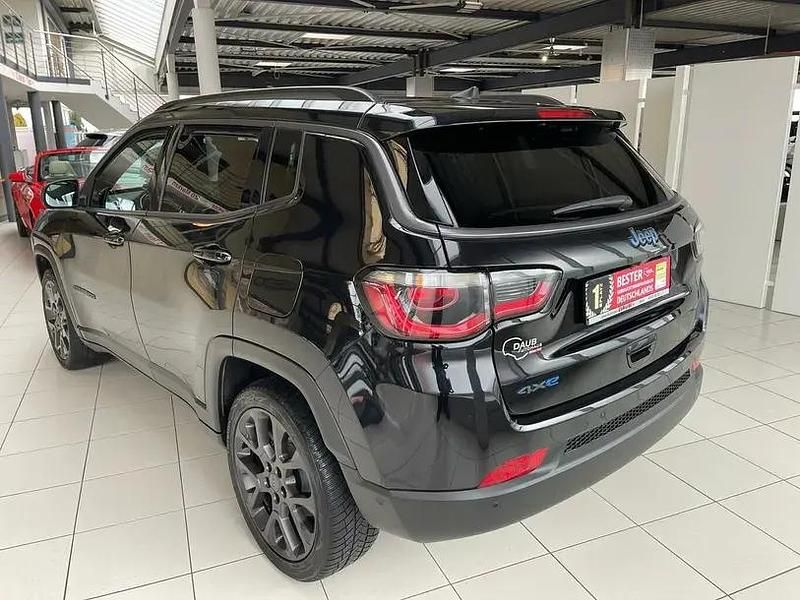 Gebraucht Jeep Compass 179 PS (131 kW) 2020 Carbon black metallic clear coat SUV