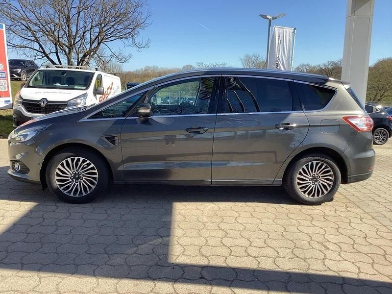 Gebraucht Ford S-MAX Titanium S 165 PS (121 kW) 2019 Magneticgrau (metallic) Van / Kleinbus