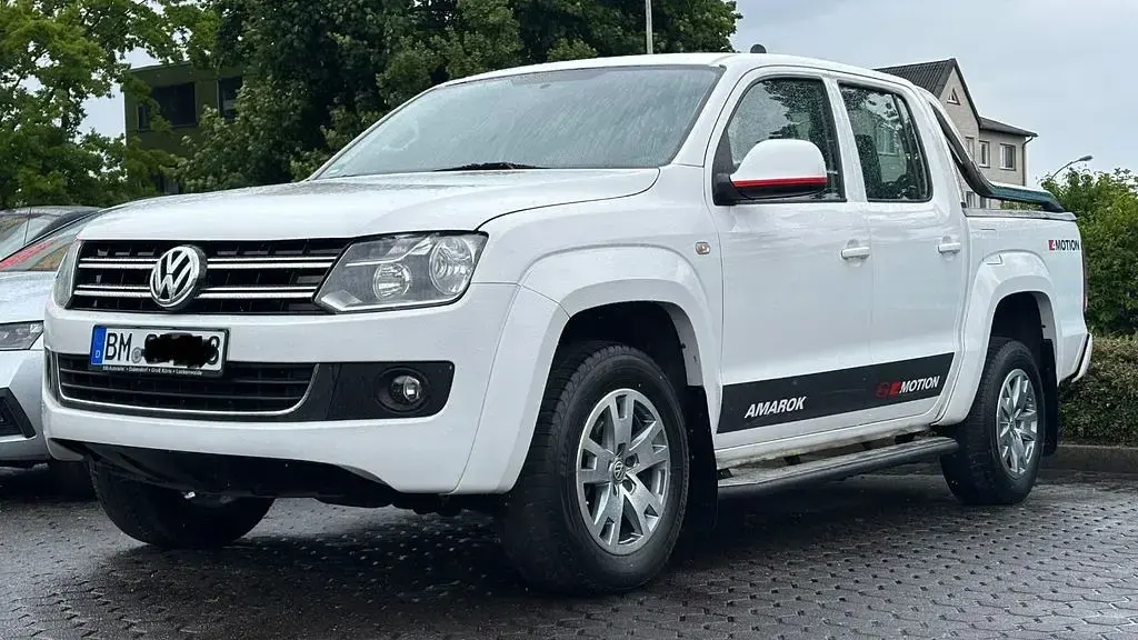 Gebraucht VW Amarok Basis 163 PS (119 kW) 2012 Candyweiß Pickup